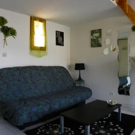 Lejlighed Avec Et Mezzanine A Proximite De La *