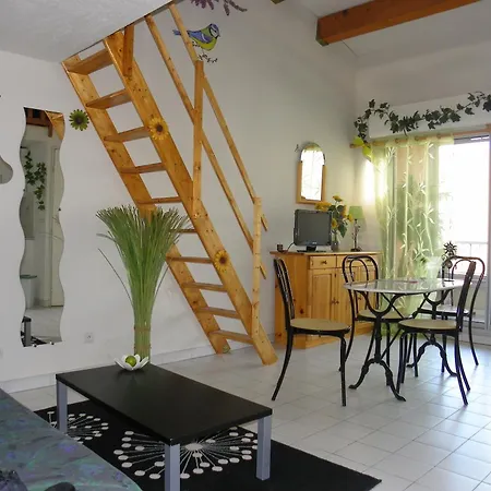 Avec Et Mezzanine A Proximite De La شقة *